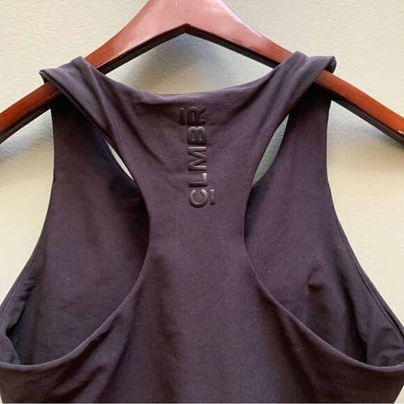 CLMBR Sports crop Top Size Large - Picture 5 of 6